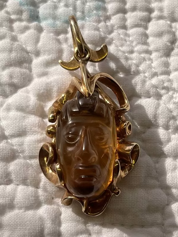 Bijoux et objets de luxe, Cagnes-sur-Mer, Stéphane Heitzmann Antiquité