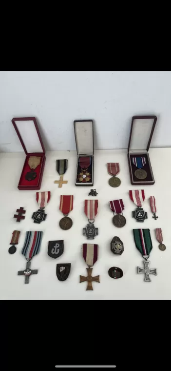 Estimation et Rachat de Médaille Militaire et Insignes Militaires à Saint-Laurent-du-Var , Cagnes-sur-Mer, Stéphane Heitzmann Antiquité