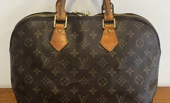 Estimation et Rachat de maroquinerie de luxe , sac à main à Saint-laurent-du-var, Cagnes-sur-Mer, Stéphane Heitzmann Antiquité